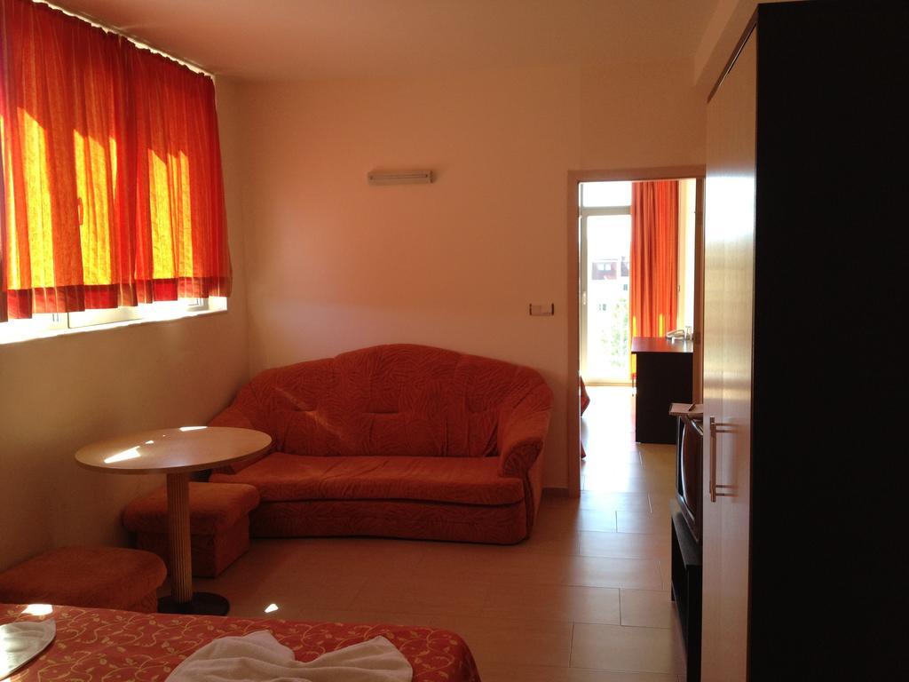 Beach Aparthotel Salt Lake Pomorie Quarto foto