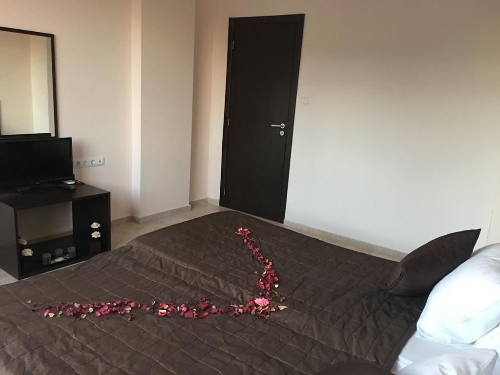 Beach Aparthotel Salt Lake Pomorie Exterior foto